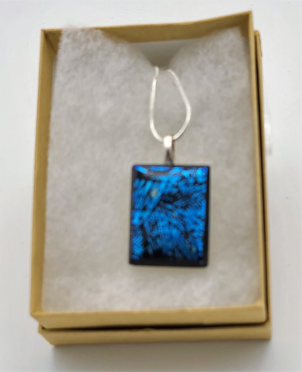 Necklace-Small Patterned Blue Dichroic by Kathy Kollenburn