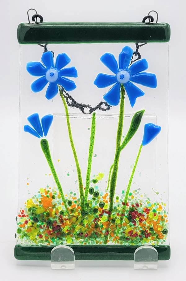 Garden Hanger-Blue Daisies by Kathy Kollenburn