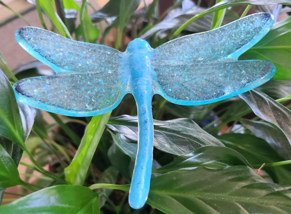 Plant Pick-Dragonfly, Large-Blues by Kathy Kollenburn