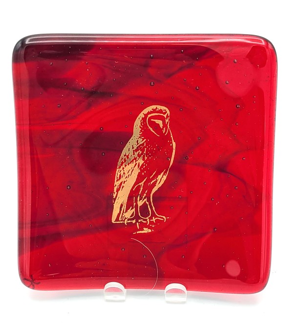 Small Plate-Red Streaky with Gold Owl by Kathy Kollenburn