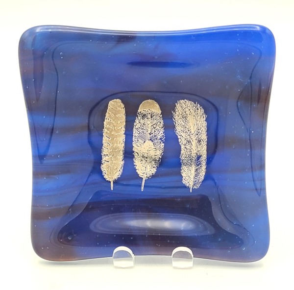 Small Dish-Blue Streaky with Silver Feathers by Kathy Kollenburn