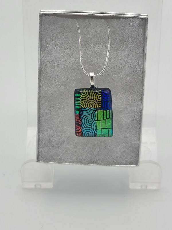 Necklace-Patterned Dichroic by Kathy Kollenburn