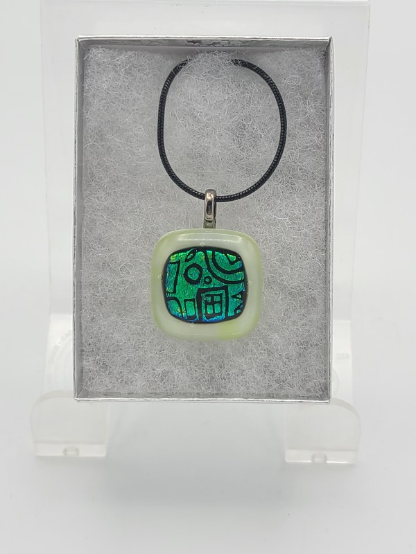 Necklace-Dichroic Pattern in Green on French Vanilla by Kathy Kollenburn