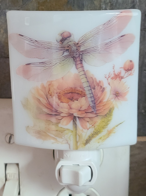 Nightlight-Dragonfly with Flower by Kathy Kollenburn