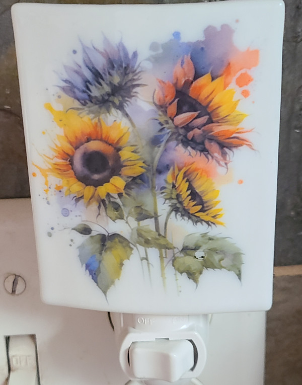 Nightlight-Sunflower Bunch by Kathy Kollenburn