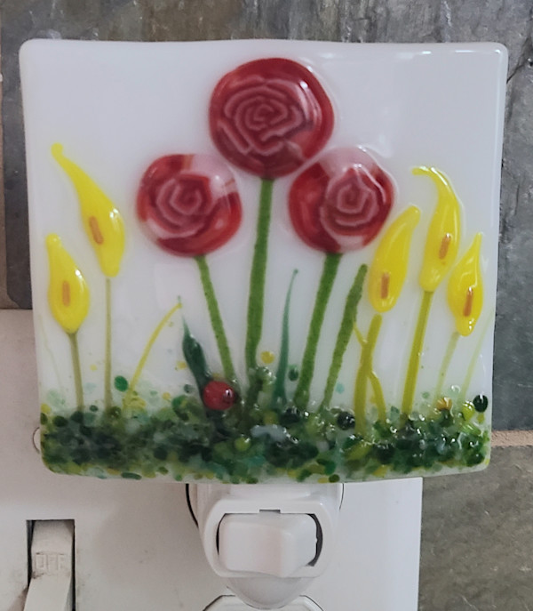 Nightlight-Red Roses and Yellow Callas by Kathy Kollenburn