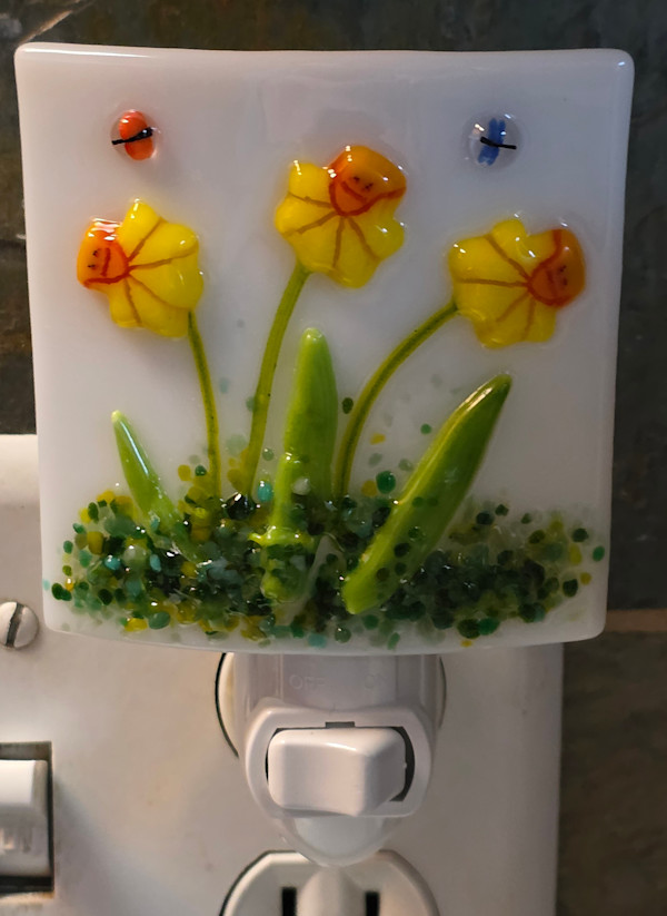 Nightlight-Daffodil Trio by Kathy Kollenburn