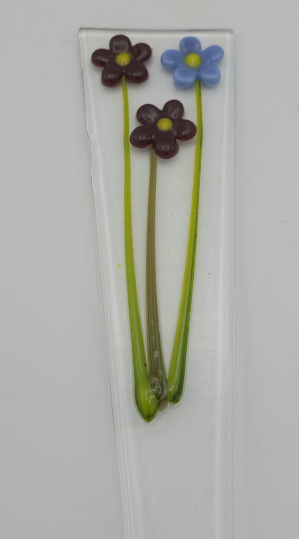 Plant Stake-Small Daisies by Kathy Kollenburn