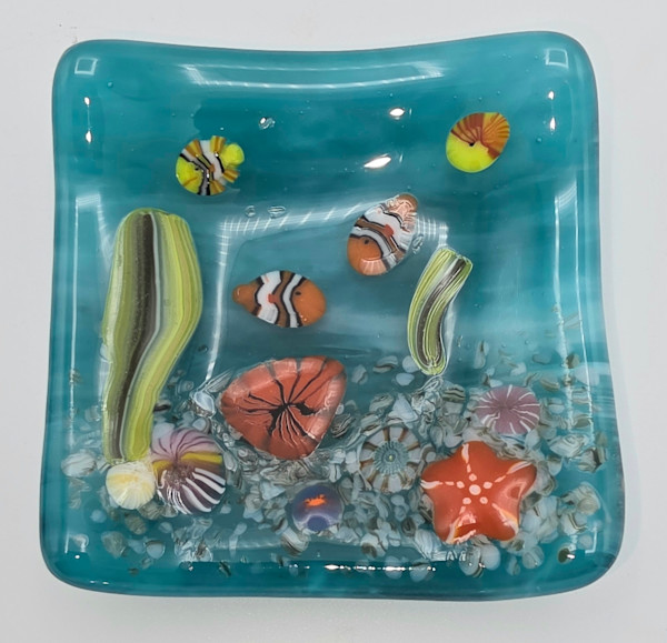 Small Dish-Undersea Scene by Kathy Kollenburn, Image 8.