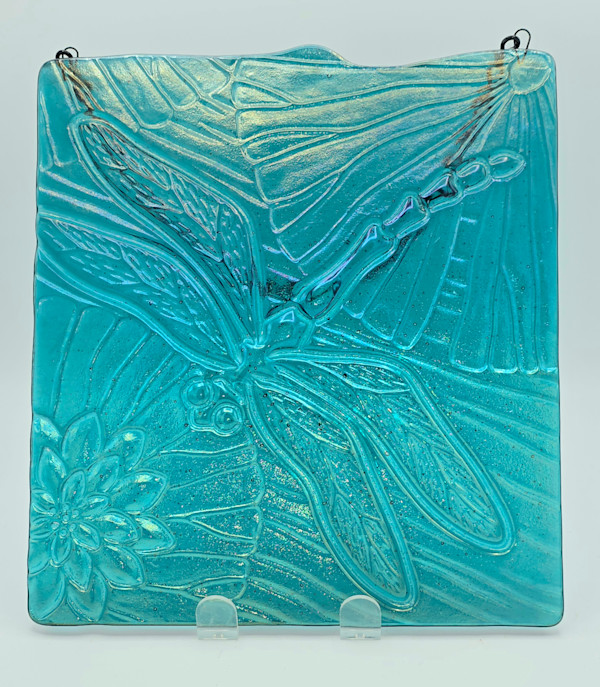 Garden Hanger-Dragonfly and Lily Pad in Peacock Irid by Kathy Kollenburn, Image 11.