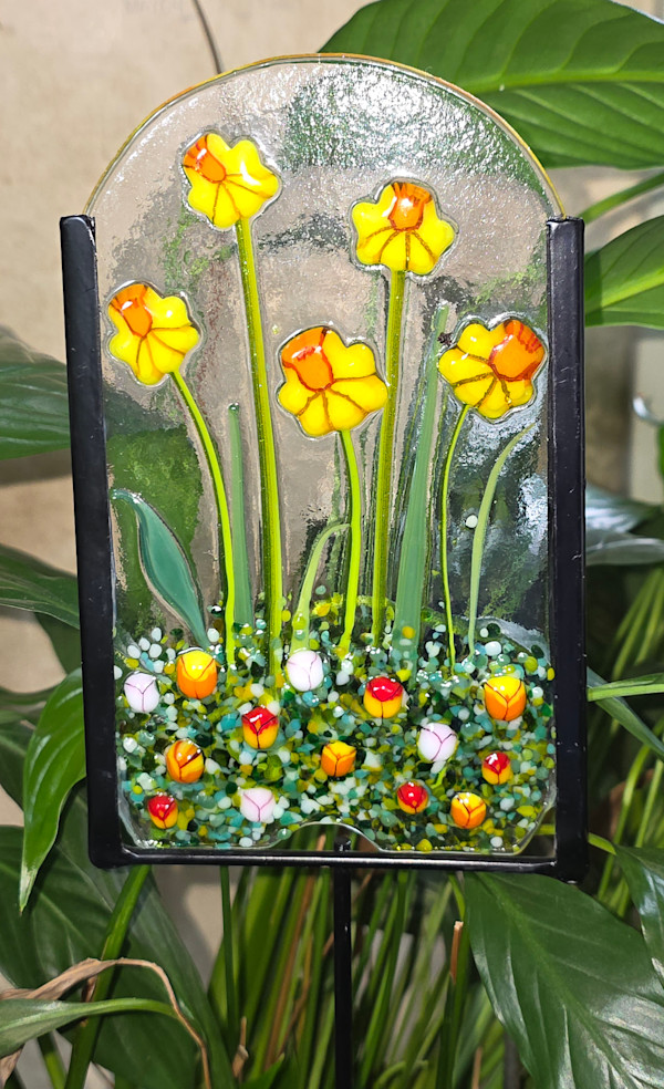 Garden Stake-Daffodils and Tulips by Kathy Kollenburn, Image 6.
