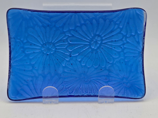 Soap Dish/Spoon Rest-Impressed Daisies on Sky Blue by Kathy Kollenburn, Image 4.