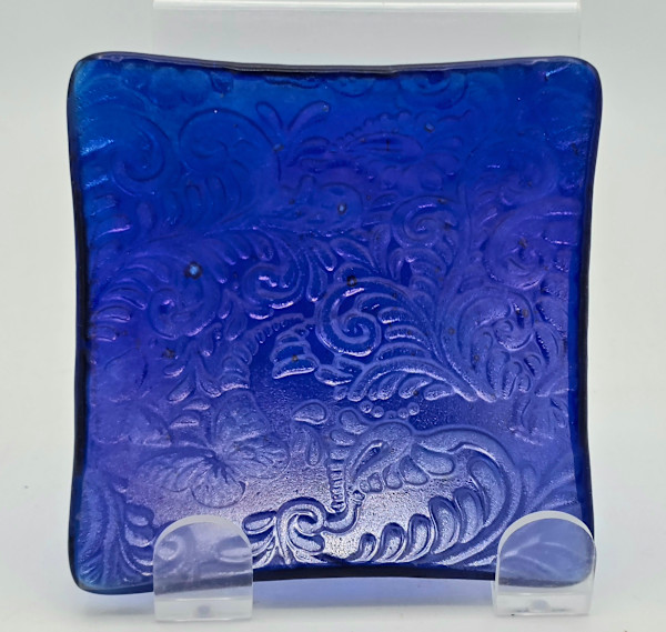Trinket Dish-Swirl Imprint on Cobalt Irid by Kathy Kollenburn, Image 5.