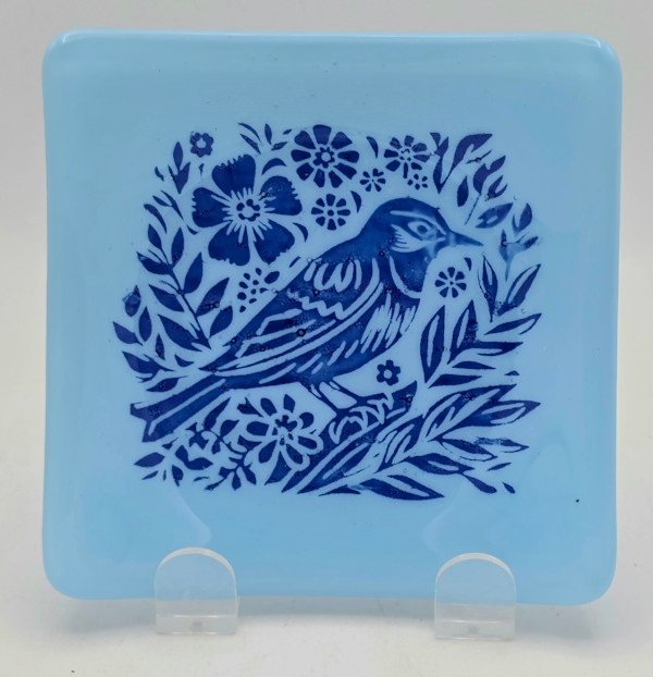 Small Plate-Bird Surrounded by Floral Design by Kathy Kollenburn, Image 12.