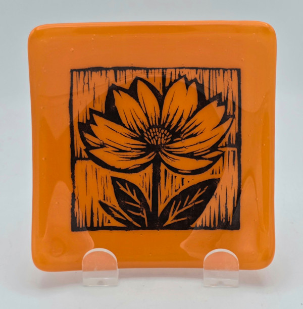 Small Plate-Woodcut Flower on Orange by Kathy Kollenburn, Image 3.