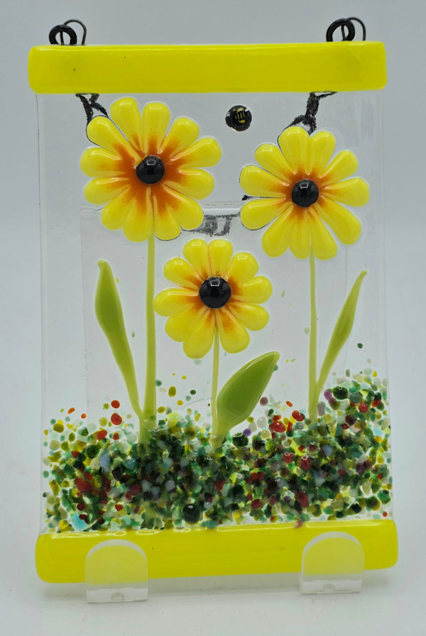 Garden Hanger-Yellow Daisies by Kathy Kollenburn, Image 5.