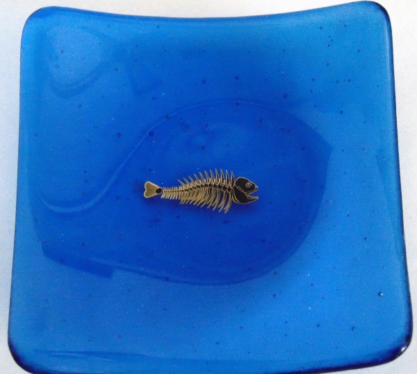 Small Plate-Blue with Metallic Fish Skeleton by Kathy Kollenburn