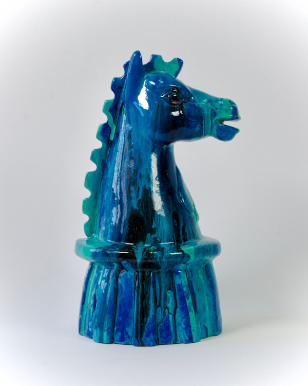 De la serie "Ajedrez de pueblo": CABALLO-caballo by Everest Montes, Image 1.