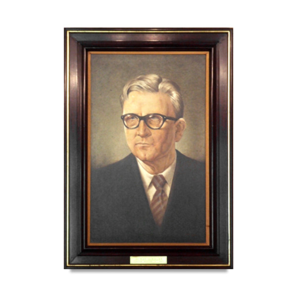 Dr. Ray Lindley by José Chávez Huacuja, Image 1.
