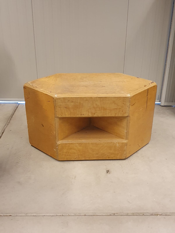 Structuralist Architectonic Element two-tier open by Herman Hertzberger, Image 1.