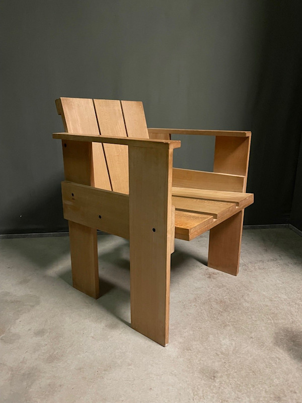 Crate Armchair by Gerrit Rietveld, Image 1.