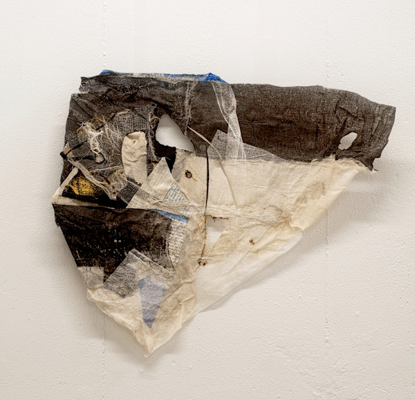 Shiro Kuro (White-Black): Box Seat by Chieko Murasugi, Image 1.