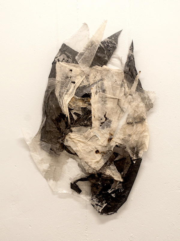 Shiro-Kuro: Smoke Signal by Chieko Murasugi, Image 1.
