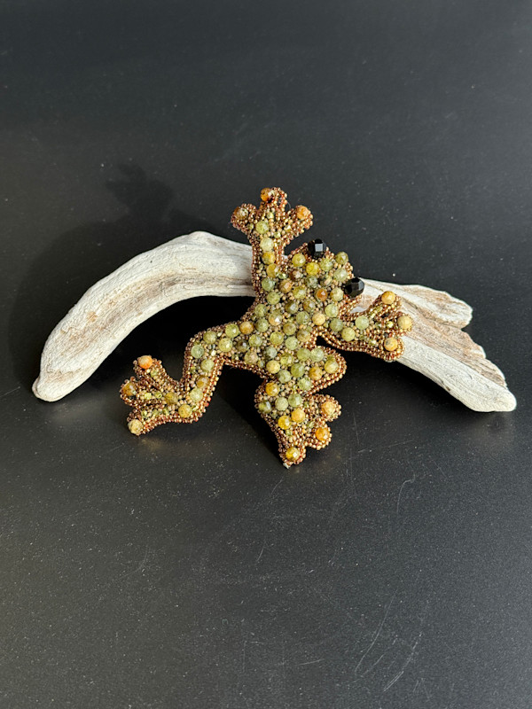 Peridot Frog Pin by Beadist By the Bay, Image 1.