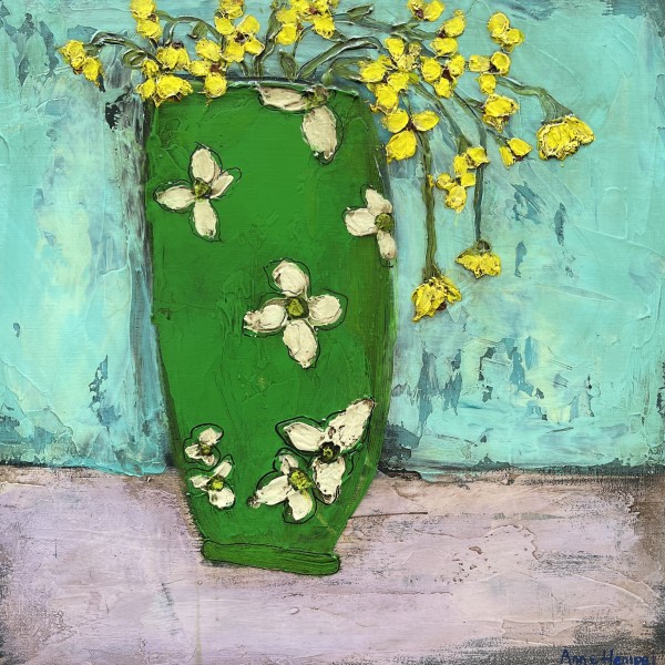 Bright Green Vase Bouquet