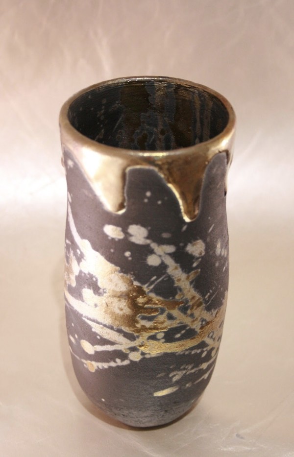 Gold Raku 01 by Wilhelmina Ceramics