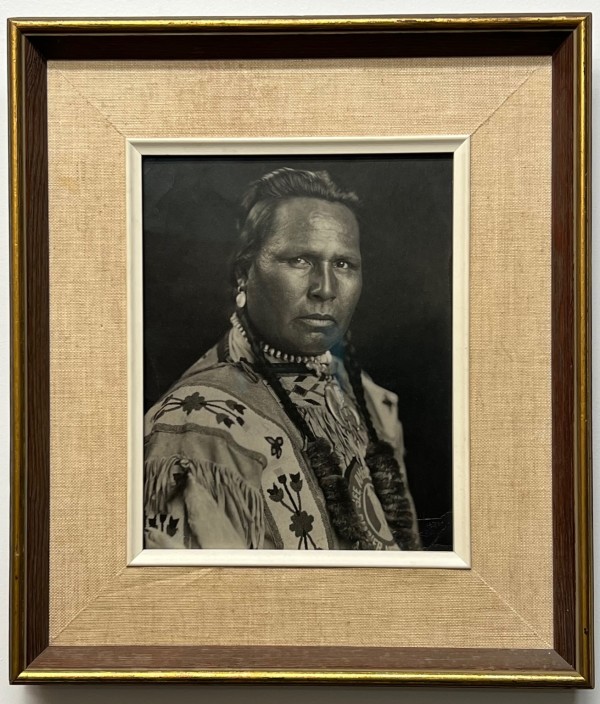 11006 - Portrait Indigenous Man