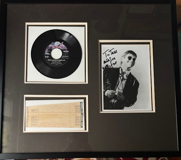 11378 - EJ Musical Display, Image 1.