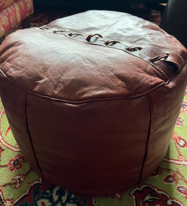 11391 - Foot Stool, Image 1.