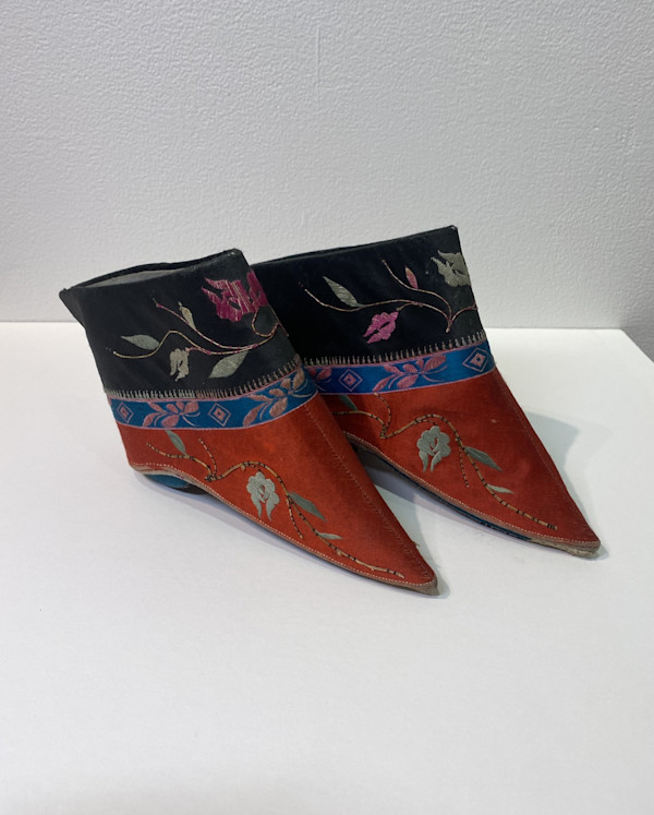 5197 - Antique Chinese Foot Binding Silk Shoes with Embroidery, Image 4.