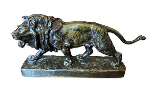 4311 - Sculpture of Lion by Louis Vidal (1831-1892)