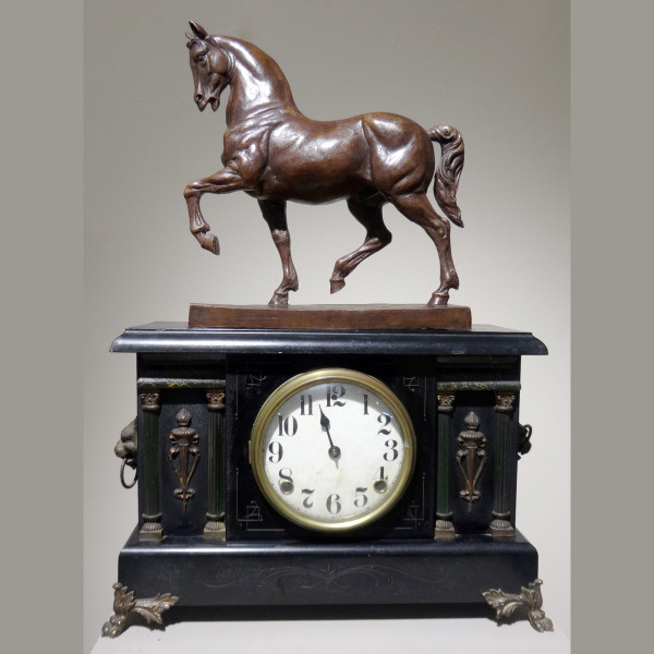4110 - Horse Clock