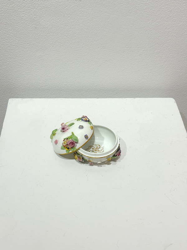 4321- Flowered Porcelain Box by Unknown
