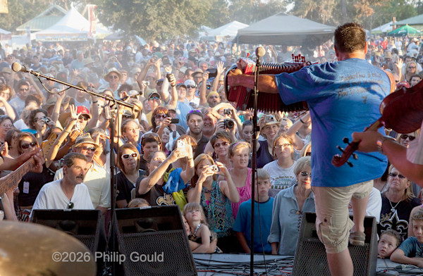 Crowd watches Wayne Toups Play at Festivals Acadiens et Creoles by Philip Gould