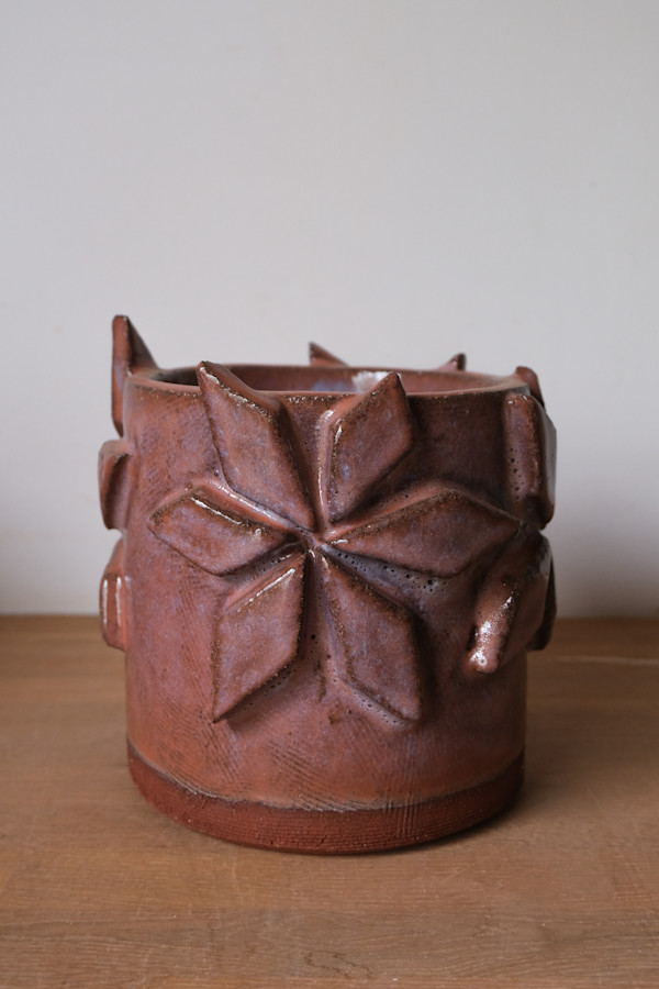 Amaryllis Vessel by BEN MEDANSKY