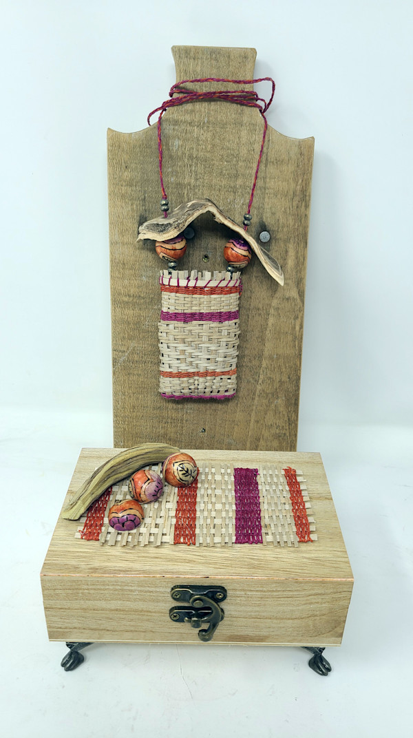 Necklace and Box Set (Red) 2409242 by Roberta Condon