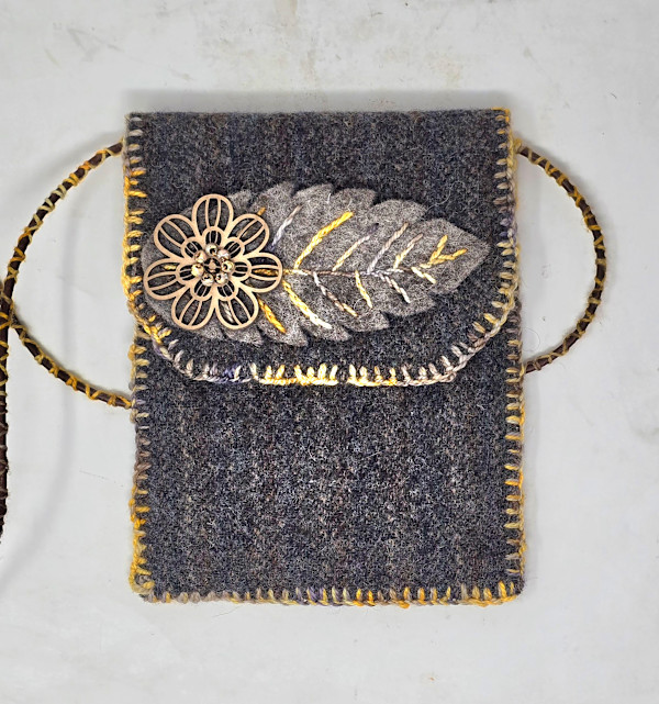 Wool Purse - 2503062 by Roberta Condon