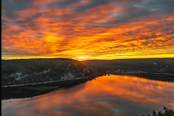 Devil's Lake Sunrise by Mike Murray