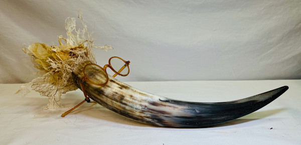 Horn Brush 2 by Katherine Engen