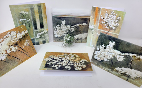 Queen Anne's  Lace Card Set with Ornament 2410281 by Roberta Condon