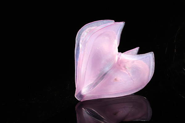 Inflatable 72 - Lilac by Linda van Huffelen