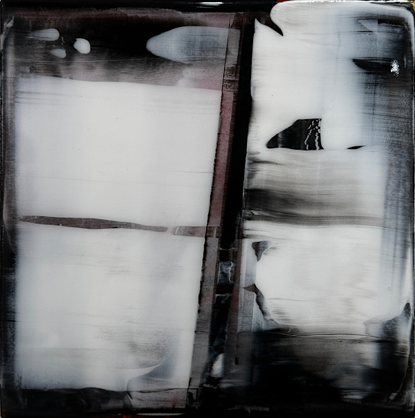 Noir & Blanc II by Véro Straubhaar