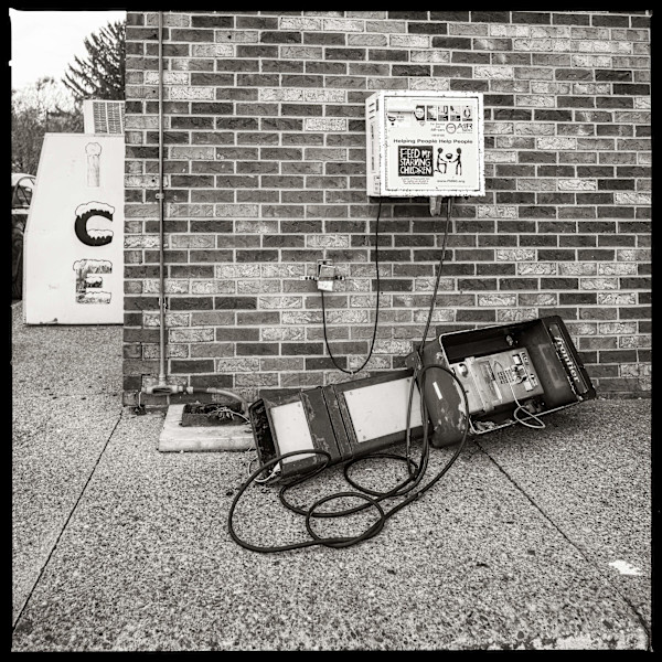 585.266.9507 – AB Convenient Market, 1684 Norton Street, Rochester, NY 14609 by Eric T. Kunsman, Image 1.