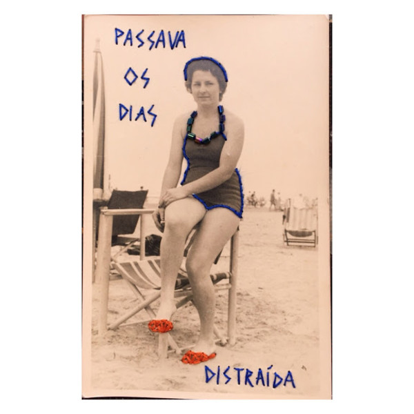 Distraída by Juliana Naufel (naufss)