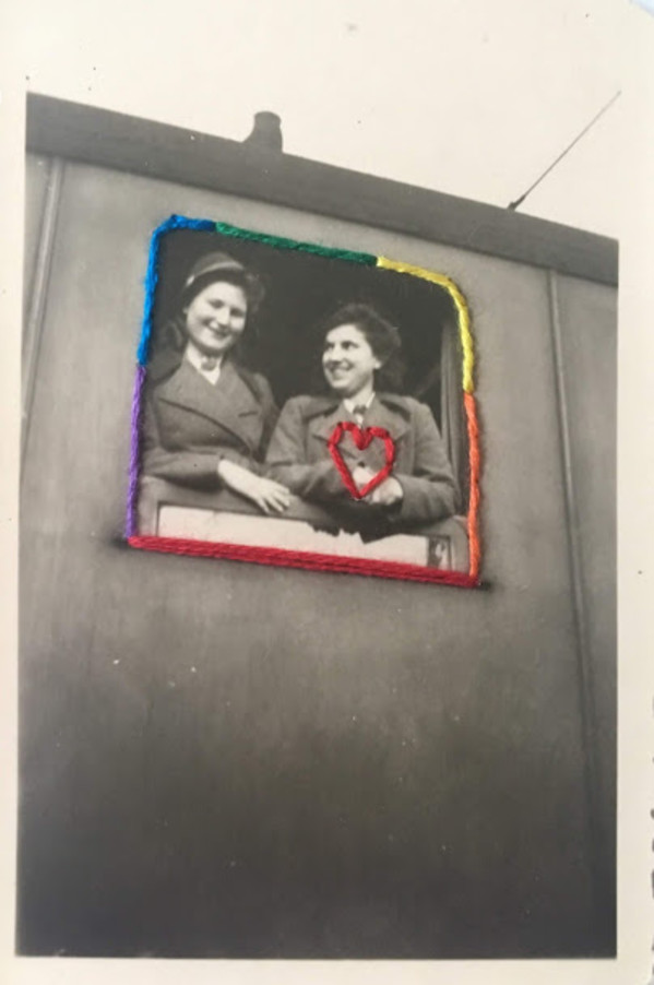 Women in love by Juliana Naufel (naufss)