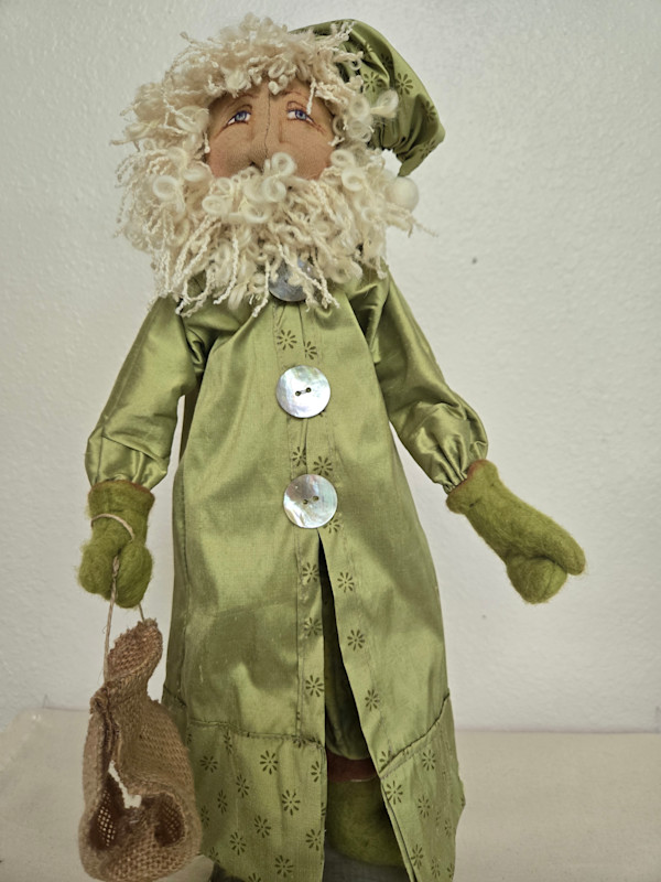 Old World Santa by Charlie Patricolo